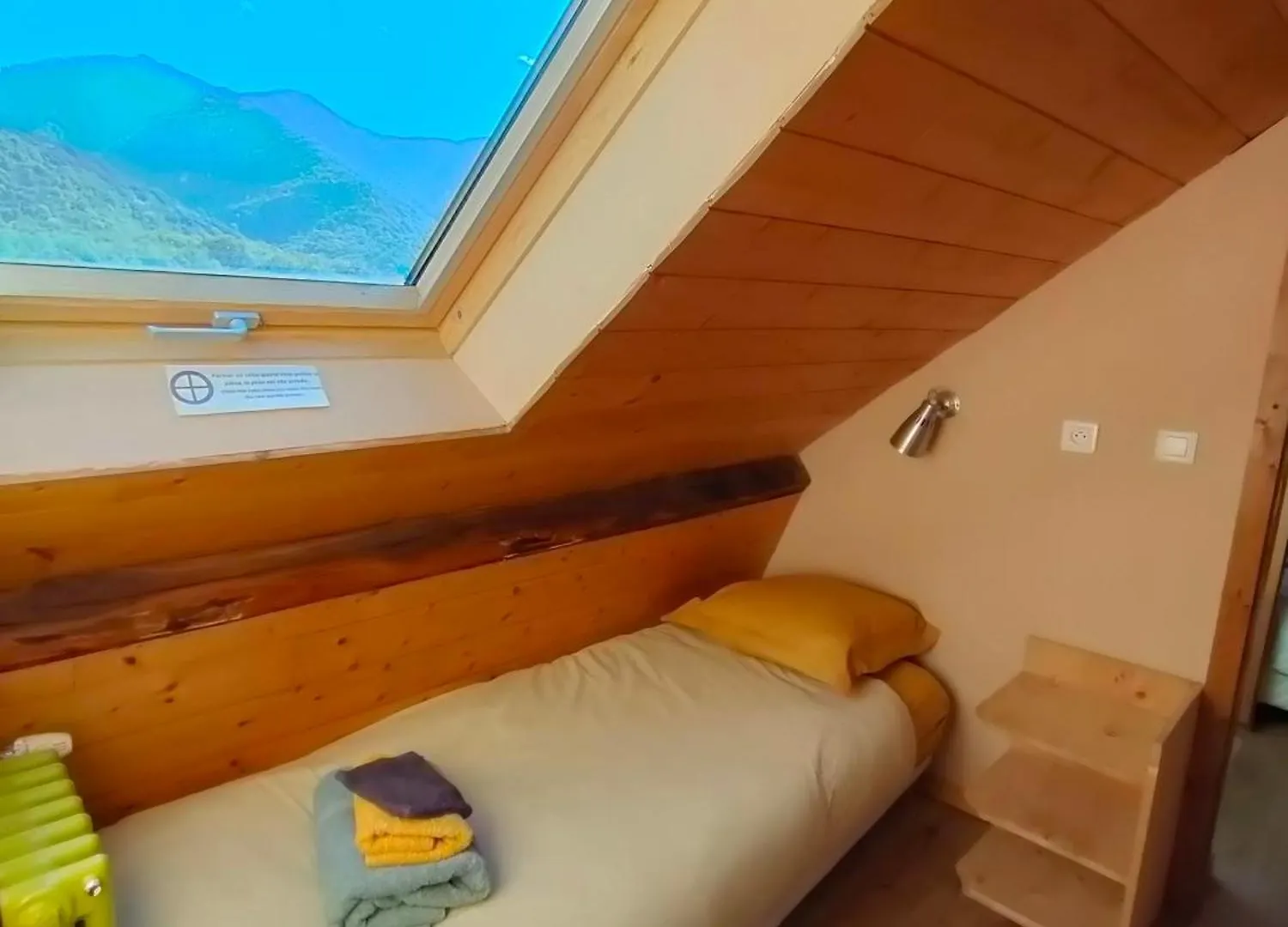 Eco Gite La Grange Fos  Maison d'hôtes Fos (Haute-Garonne)